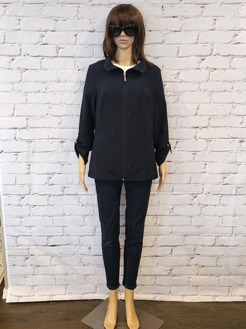 (3 for $30) CLEO - Navy zipper front lightweight jacket - Picture 4 of 12